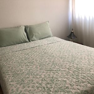 Quarto Em Apartamento
